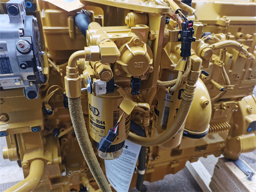 卡特彼勒c11柴油機搖臂斷裂是怎么一回事